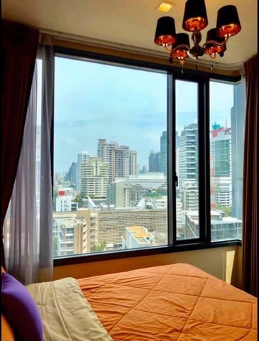 Edge Sukhumvit 23 spacious beautiful view clean 10th floor BTS Asoke