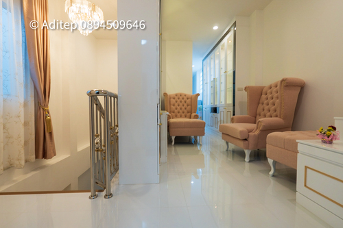 ขายบ้านรัชดาซอย 7 หลังบิ๊กซีรัชดา เดินถึง MRT ขนาด 2 ชั้น 19 ตรว. ปลูกสร้างใหม่ เหมาะทั้งอยู่อาศัย หรือทำ Home Office