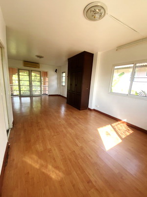 [ให้เช่า] FOR RENT LALIL GREENVILLE RAMA 9 – ONNUT / 3 bedrooms 3 bathrooms / 70 Sqw. 200 Sqm. **15,000** CLOSE TO ARL BANTUBCHANG