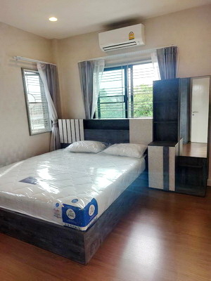 [ให้เช่า] FOR RENT SETTHASIRI PATTANAKARN / 4 bedrooms 3 bathrooms / 88 Sqw. 195 Sqm. **150,000** CLOSE TO SUANLUANG R.9 PARK