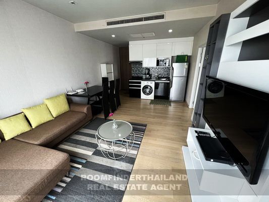 [ให้เช่า] FOR RENT NOBLE REFINE SUKHUMVIT 26 / 1 bedroom 1 bathroom / 55 Sqm. **25,000** HIGH FLOOR. CLOSE TO BTS PHOMPONG