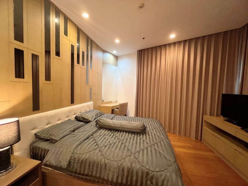 Rent Condo : Bright Sukhumvit 24 Condo 1 Bed Only 45,000 Bath