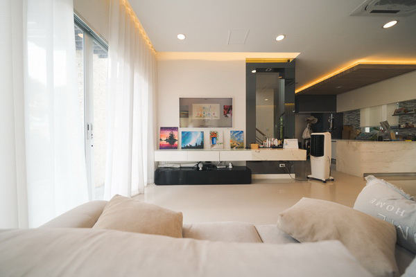 [ให้เช่า] FOR RENT BANGKOK BOULEVARD RAMA 9 – SRINAKARINDRA / 3 bedrooms 4 bathrooms / 65 Sqw. 200 Sqm. **75,000** JUST 5 MINUTES WELLINGTON COLLEGE BANGKOK