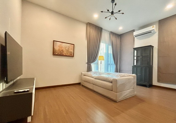 [ให้เช่า] FOR RENT THE CITY BANGNA / 4 bedrooms 5 bathrooms / 82 Sqw. 350 Sqm. **180,000** BRAND NEW HOUSE. CLOSE TO MEGA BANGNA