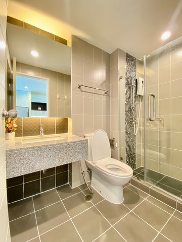 For Sale : Kathu, Newly renovated condo, 1 bedroom 1 bathroom, 3rd flr.