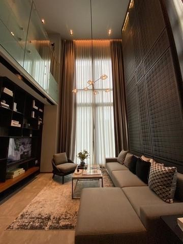 บ้านระดับ Super Luxury 5 ชั้น มอลตัน ไพรเวท เรสซิเดนซ์ อารีย์ ใกล้ BTS อารีย์ มีลิฟต์ พร้อมสระว่ายน้ำส่วนตัว