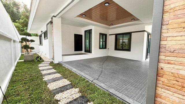 For Sales : Pool Villa @The Valley Village, 3 Bedrooms 2 Bathrooms