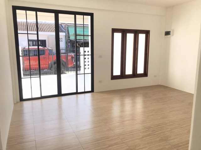 For Sales : Koh-Siray, One-Storey Town House, 2 Bedrooms 1 Bathroom