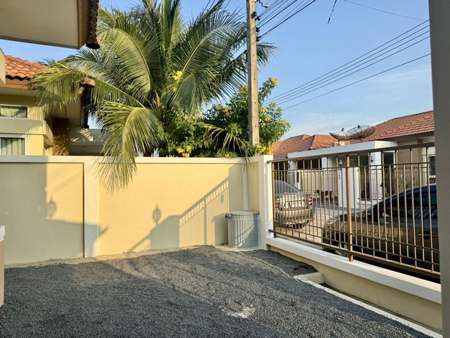 For Rent : Wichit, One-story semi-detached house, 3 bedrooms 2 bathrooms