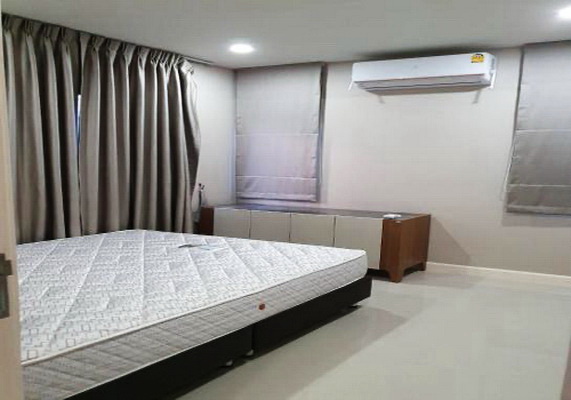 [ให้เช่า] FOR RENT PERFECT PLACE RATCHAPHRUEK / 4 bedrooms 3 bathrooms / 76 Sqw. 200 Sqm. **37,000** CLOSE TO MRT BANGRAKNOI THA-IT