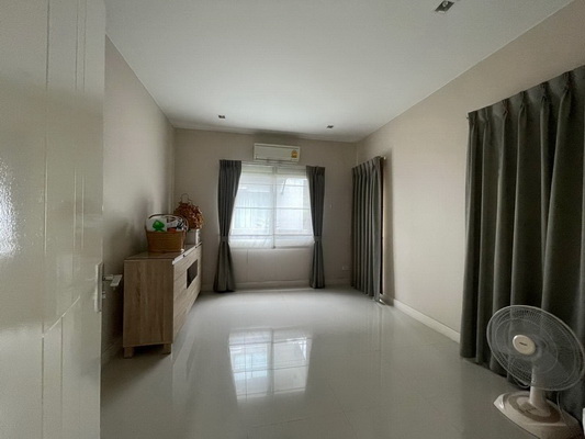 [ให้เช่า] FOR RENT BURASIRI WONGWAEN – ONNUT / 3 bedrooms 3 bathrooms / 50 Sqw. 160 Sqm. **38,000** CLOSE TO GEMOPOLIS INDUSTRIAL ESTATE