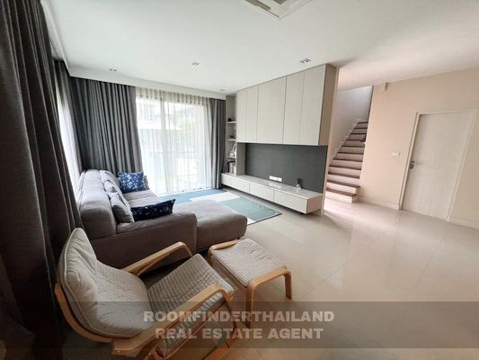 [ให้เช่า] FOR RENT BURASIRI WONGWAEN – ONNUT / 4 bedrooms 3 bathrooms / 67 Sqw. 200 Sqm. **75,000** CLOSE TO GEMOPOLIS