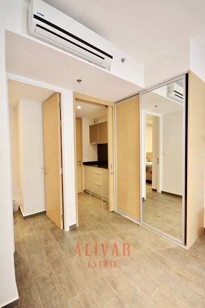 SC050224 Condo for sale/rent The Lofts Ekkamai full-furnish near BTS Ekkamai.