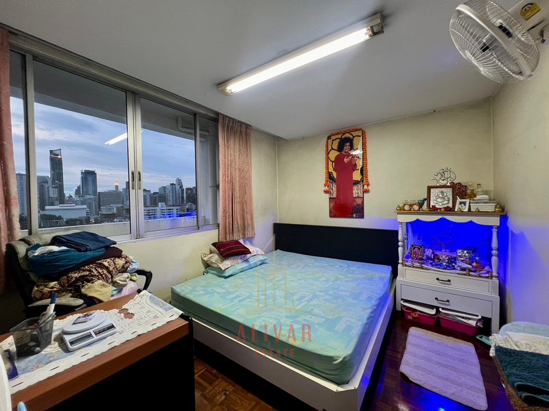 SC040224 Condo for sale, special price, D.S. Tower II Sukhumvit 39, near BTS Phrom Phong.