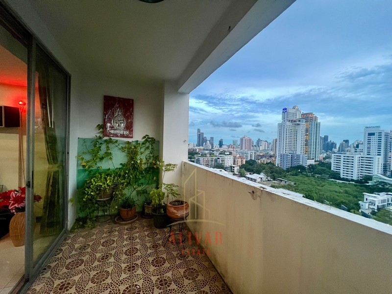SC040224 Condo for sale, special price, D.S. Tower II Sukhumvit 39, near BTS Phrom Phong.