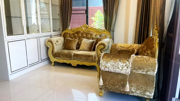 [ให้เช่า] FOR RENT THE CITY PATTANAKARN / 4 bedrooms 4 bathrooms / 65 Sqw. 250 Sqm. **65,000** CLOSE TO SUANLUANG R.9 PARK