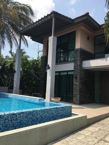 MT24 Sale ขาย บ้านเดี่ยว สระว่ายน้ำส่วนตัว หมู่บ้าน Chateau Dale Residence ติดถนนซอยสยามคันทรีคลับ พรประภานิมิตร