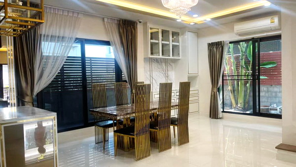 [ให้เช่า] FOR RENT THE CITY PATTANAKARN / 4 bedrooms 4 bathrooms / 65 Sqw. 250 Sqm. **65,000** CLOSE TO SUANLUANG R.9 PARK