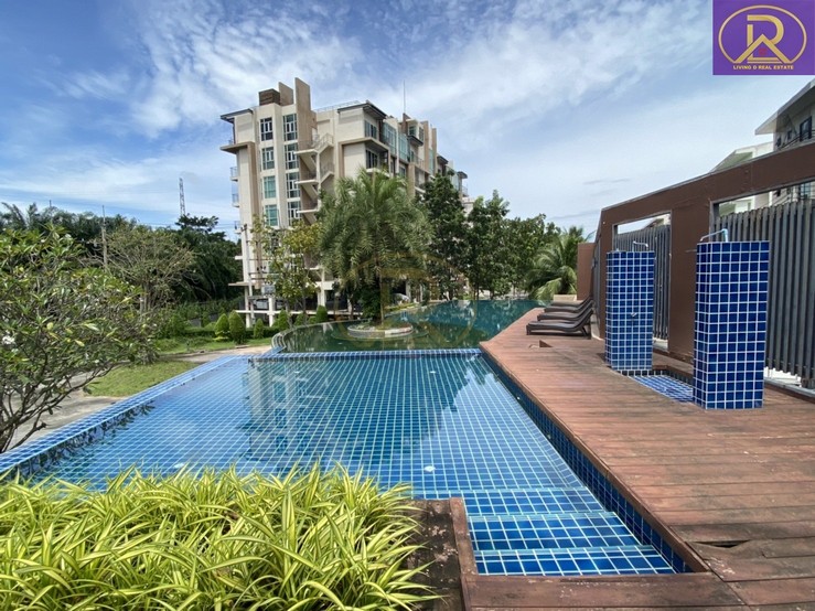 ให้เช่าคอนโดกรีนเลคศรีราชา (GREEN LAKE CONDO SRIRACHA) วิวสระน้ำ เฟอร์นิเจอร์ครบ ปลอดภัย ประตูห้องระบบคีย์การ์ด อ.ศรีราช