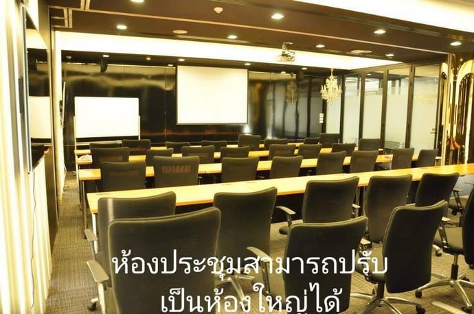 ให้เช่าออฟฟิต 6 ชั้น พื้นที่ 250 ตรางเมตรต่อชั้น ย่านเมืองทองแจ้งวัฒนะ