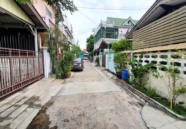 ขายบ้านเดี่ยว หมู่บ้านเยาวพรรณ ถนนบางกรวย-ไทรน้อย ซอย 40 อำเภอเมือง นนทบุรี