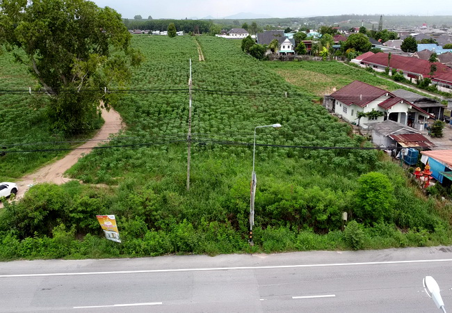 ขายที่ดิน ใกล้แยกนิคมพัฒนา ถนนทางหลวงหมายเลข3375 ตําบลมาบข่า อําเภอนิคมพัฒนา ระยอง