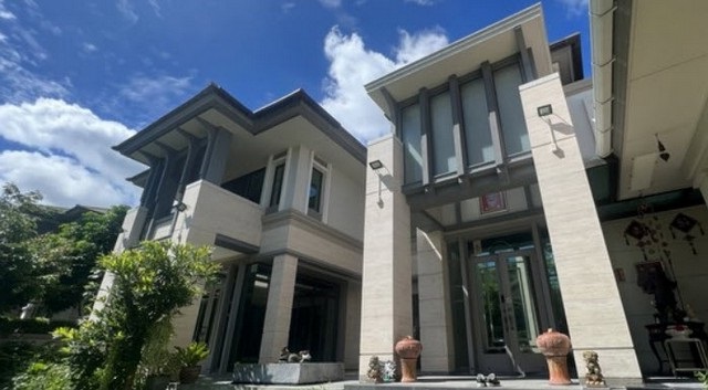 ขายบ้านเดี่ยว 2 ชั้น 179.20 ตร.ว. (523 ตร.ม.) สไตล์ Modern Luxury หมู่บ้านนาราสิริ พระราม 2 (แสนสิริ) ราคา 37,500,000 บา