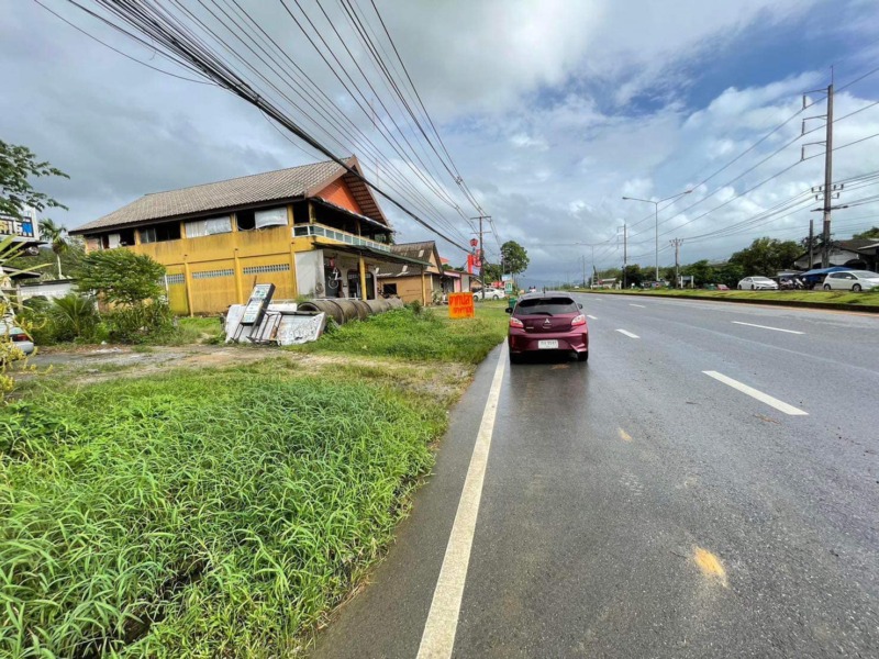 ขายที่ดิน ติดถนนใหญ่เพชรเกษม