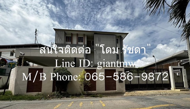 ขายบ้านเดี่ยวสไตล์ Home Office 3 ชั้น ถ.พระราม 2 ซ.บางกระดี่ 1 (92 ตร.ว.) 5 น. 5 น้ำ 5 ที่จอดรถ, 10.5 ล้านบาท (โอนฟรี)