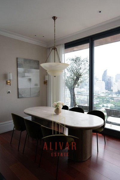 RC060024 for sale/rent Khun by yoo Thonglor (Luxury condo in Prime) Thonglor 12 near BTS Thonglor.