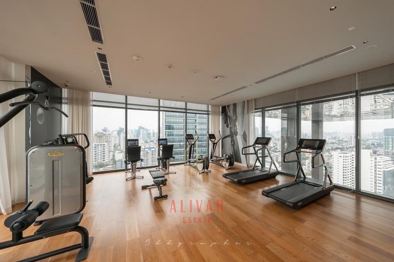 RC060024 for sale/rent Khun by yoo Thonglor (Luxury condo in Prime) Thonglor 12 near BTS Thonglor.