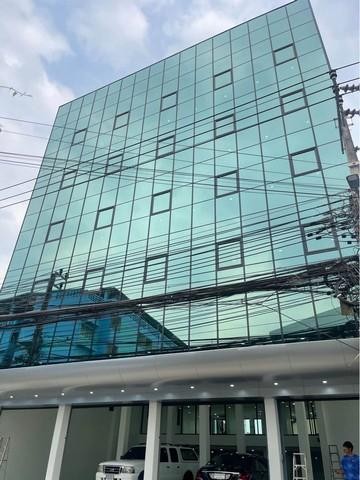 PB4375 ให้เช่าอาคารสำนักงาน ซอยลาดพร้าว87 ตึกรีโนเวทใหม่พร้อมใช้งาน ใกล้ MRT สถานีลาดพร้าว83 ตึกมีลิฟท์ขนของ 1 ตัว มีที่