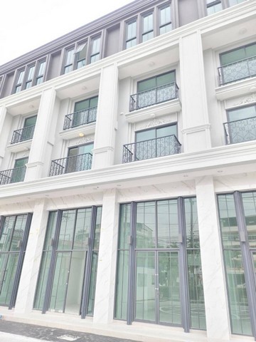ให้เช่าอาคารพาณิชย์ 4.5 ชั้น 250 ตรม. โครงการเดอะมาสเตอร์ The Master @ BTS Onnut – Pattanakarn ทำเลดี ติดริมถนนอ่อนนุช
