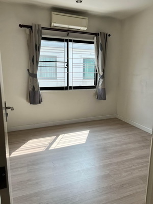 [ให้เช่า] FOR RENT STORIES ONNUT – WONGWAEN / 3 bedrooms 2 bathrooms / 19 Sqw. 120 Sqm. **15,000** CLOSE TO GEMOPOLIS INDUSTRIAL ESTATE