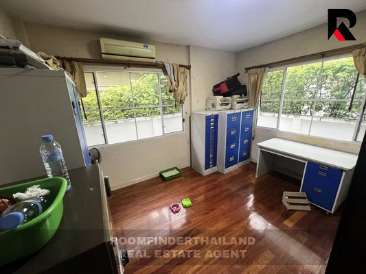 [ให้เช่า] FOR RENT NANTAWAN SUANLUANG R.9 / 4 bedrooms 3 bathrooms / 95 Sqw. 260 Sqm. **60,000** CLOSE TO CHARTER INTERNATIONAL SCHOOL