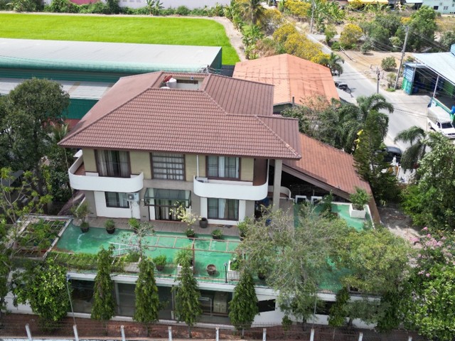 โรงงาน โรงงาน ลำโพ บางบัวทอง 2BEDROOM ขนาดเท่ากับ 800 ตาราง.วา 30000000 บ. NICE นนทบุรี