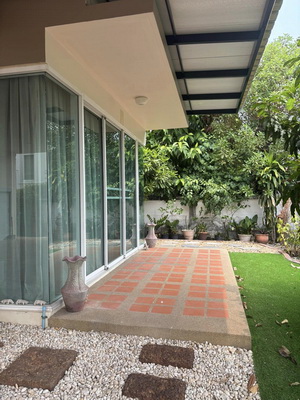 [ให้เช่า] FOR RENT VILLA ARCADIA SRINAKARIN / 3 bedrooms 3 bathrooms / 60 Sqw. 180 Sqm. **40,000** CLOSE TO THAI-SINGAPORE INTERNATIONAL SCHOOL