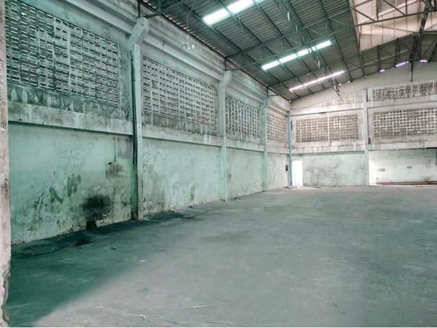 ขายโกดังขนาดเล็ก (Mini Warehouse Factory) ในซอยเพชรเกษม 93 (ซอยดับเพลิง) ขนาด 202 ตรว. ทำโรงงาน โกดัง ออฟฟิสได้ ราคาดี