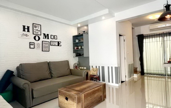 [ให้เช่า] FOR RENT INDY BANGNA KM.7 / 2 bedrooms 3 bathrooms / 18 Sqw. 100 Sqm. **25,000** JUST 5 MINUTES FROM MEGA BANGNA