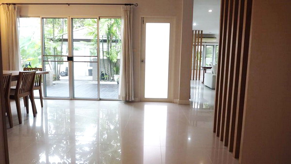 [ให้เช่า] FOR RENT PRIVATE NIRVANA LADPHRAO / 3 bedrooms 4 bathrooms / 84 Sqw. 220 Sqm. **75,000** CLOSE TO CENTRAL EASTVILLE