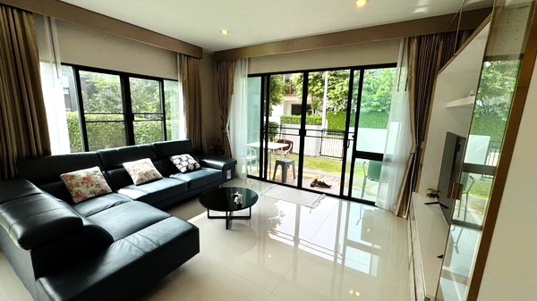 [ให้เช่า] FOR RENT BURASIRI PHATTANAKARN / 4 bedrooms 5 bathrooms / 80 Sqw. 250 Sqm. **200,000** LUXURIOUS HOUSE. CLOSE TO SUANLUANG R.9