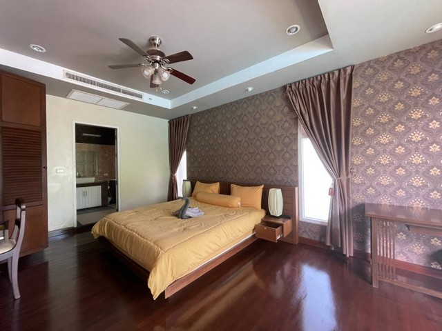 For Sale : Thalang-Yamu Luxury Pool Villa 3 Bedrooms 3 Bathrooms