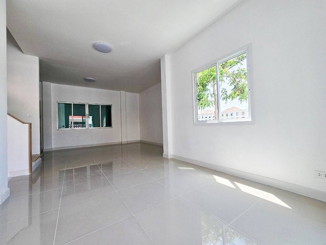 For Sales : Thalang, 2-story townhouse, 3 Bedrooms 2 Bathrooms