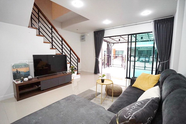 [ให้เช่า] FOR RENT SUPALAI ESSENCE LADPHRAO 107 / 4 bedrooms 3 bathrooms / 20 Sqw. 175 Sqm. **35,000** CLOSE TO VEJTHANI HOSPITAL