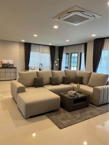 ให้เช่าบ้านใหม่ไม่เคยเข้าอยู่ Fully furnished เลี้ยงสัตว์ได้ 4ห้องนอน ย่านบางนาCentro Bangna อยู่หลังเมกะบางนา รับชาวต่า