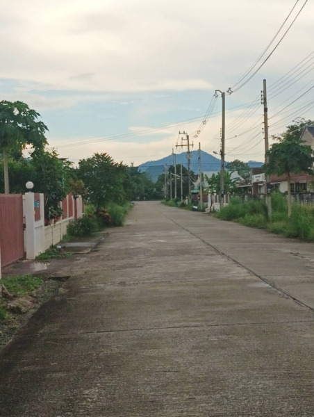 ขายบ้านเดี่ยวชั้นเดียว สร้างใหม่ ในหมู่บ้านภูชะโงกสวีทโฮม นครนายก สนใจโทร 086 791 5662