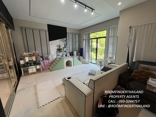 [ให้เช่า] FOR RENT THE PLANT EXCLUSIQUE PATTANAKARN / 4 bedrooms 4 bathrooms 75 Sqw. 250 Sqm. **130,000** JUST 20 MIN TO THONGLOR