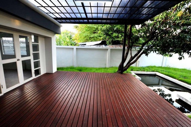 ขายบ้านเดี่ยว 2 ชั้น โชคชัยสี่ Sell a detached house in Chokchai 4 ขนาด 122 ตรว. บรรยากาศดี เงียบสงบ ปลอดภัย ใกล้ทางด่วน