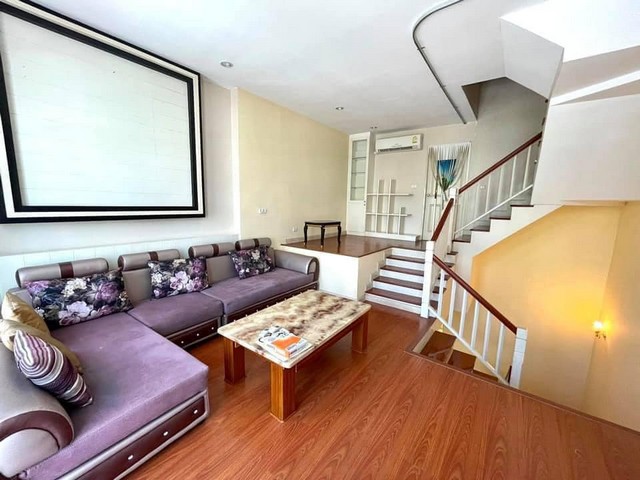 ให้เช่า ทาวน์โฮม 3 ชั้น เดอะเมทโทร พระราม 9 For rent 3-storey townhouse The Metro Rama 9 หลังมุม บ้านแต่งสวย เฟอร์ฯครบ