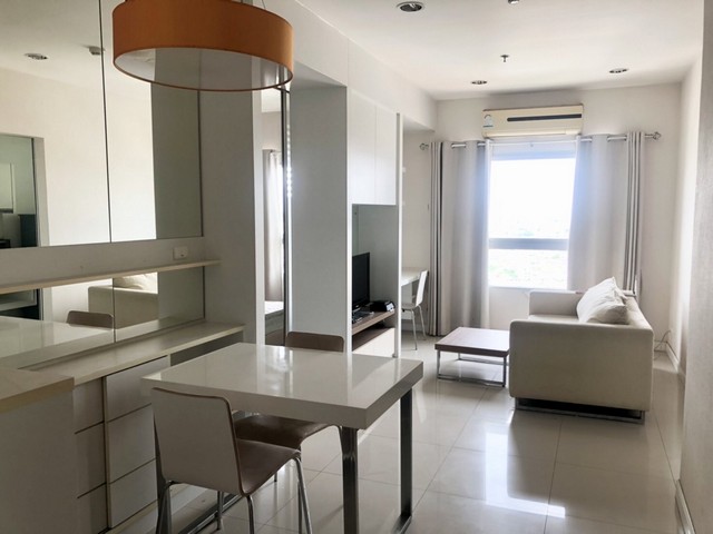 ขาย-ให้เช่า คอนโดคิวเฮ้าส์สาทร BTS กรุงธนบุรี Q House Condo Sathon BTS Krungthonburi Fully Furnished เฟอร์ฯครบ พร้อมอยู่